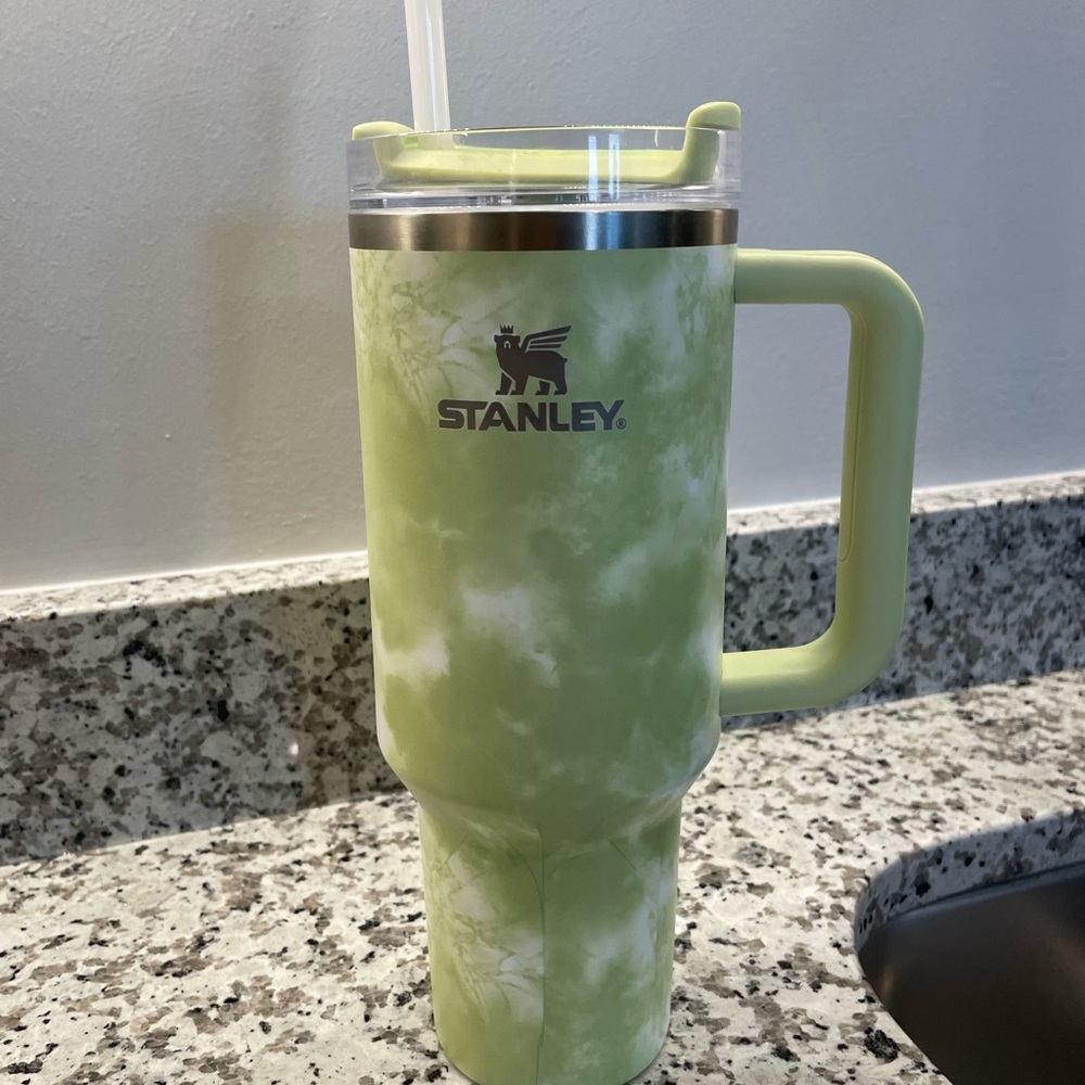Limited edition Stanley 40oz Tumbler like new